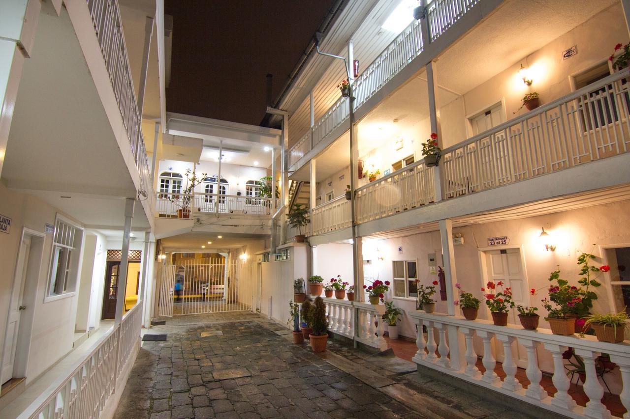 欧罗巴酒店 Alausí 外观 照片
